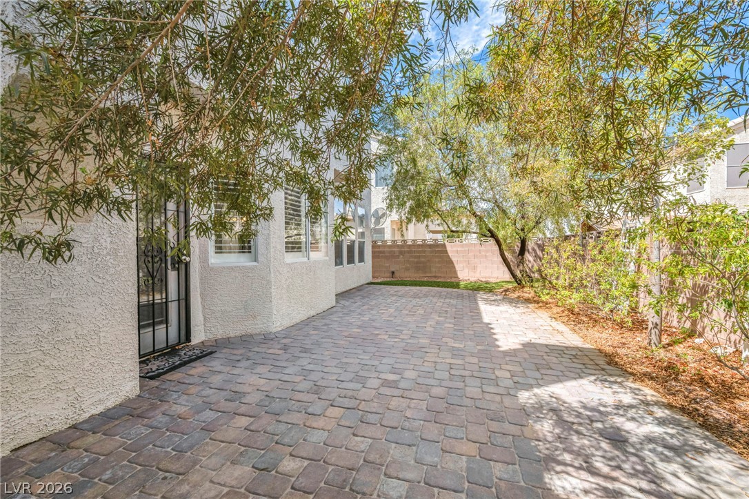 1004 Washington Oaks Street Las Vegas NV 89128