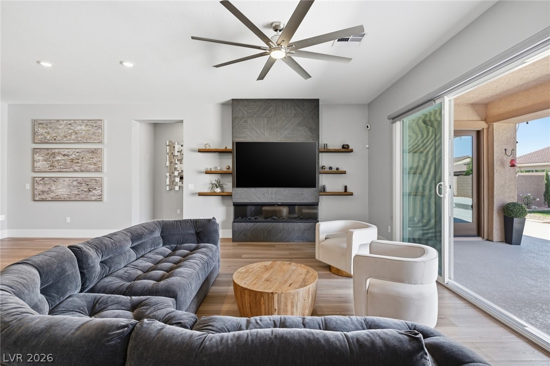 4272 Carter Reign Avenue Las Vegas NV 89141