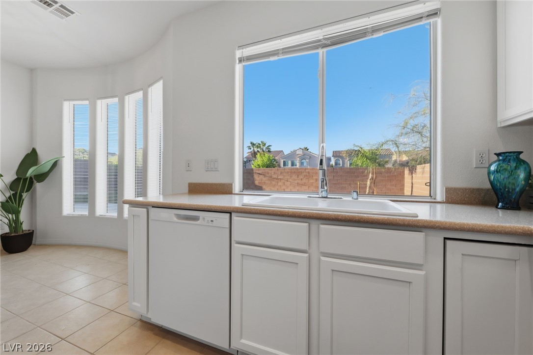 9456 Bluff Ledge Avenue Las Vegas NV 89149