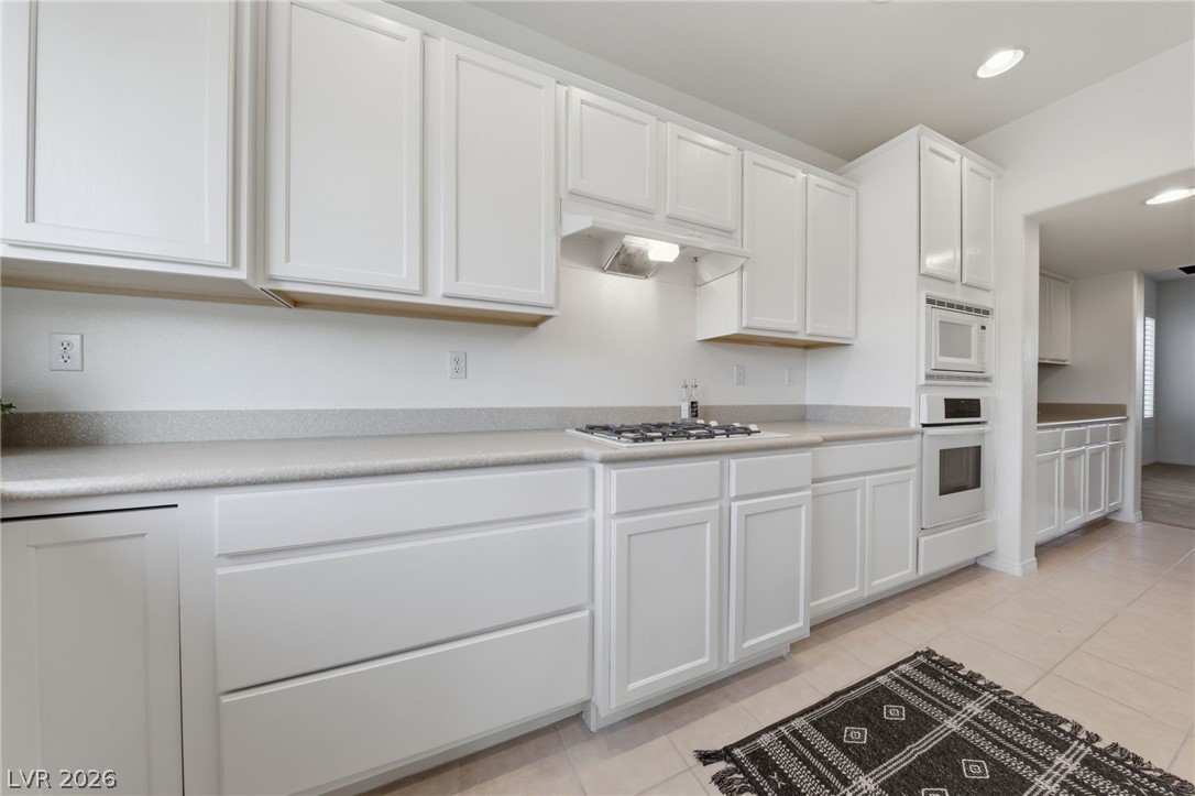 9456 Bluff Ledge Avenue Las Vegas NV 89149