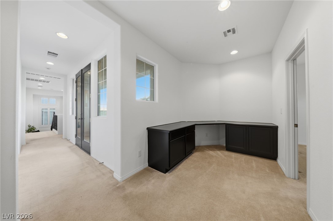 9456 Bluff Ledge Avenue Las Vegas NV 89149