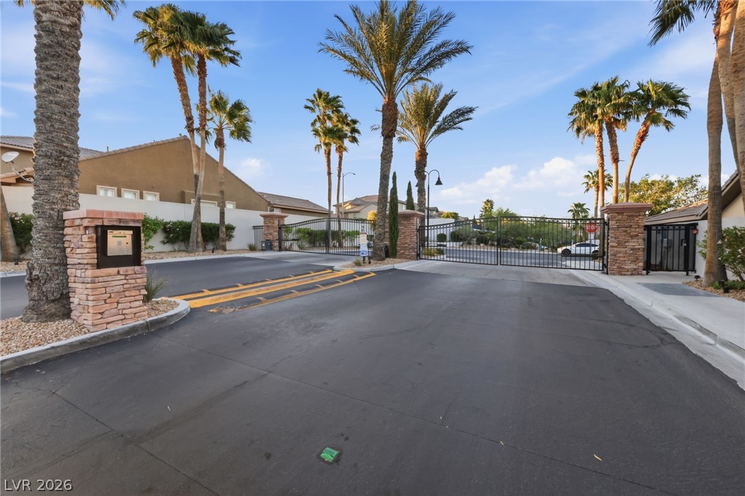9456 Bluff Ledge Avenue Las Vegas NV 89149