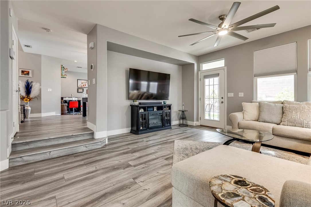9421 Steeltree Street Las Vegas NV 89143