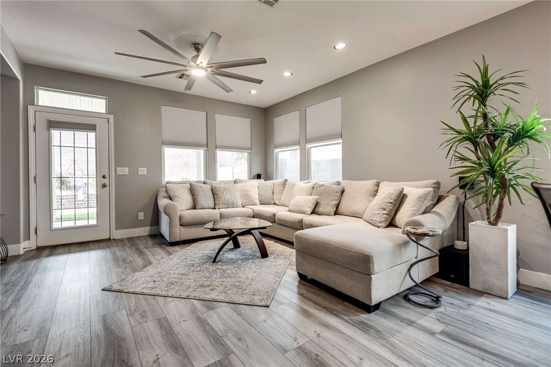 9421 Steeltree Street Las Vegas NV 89143