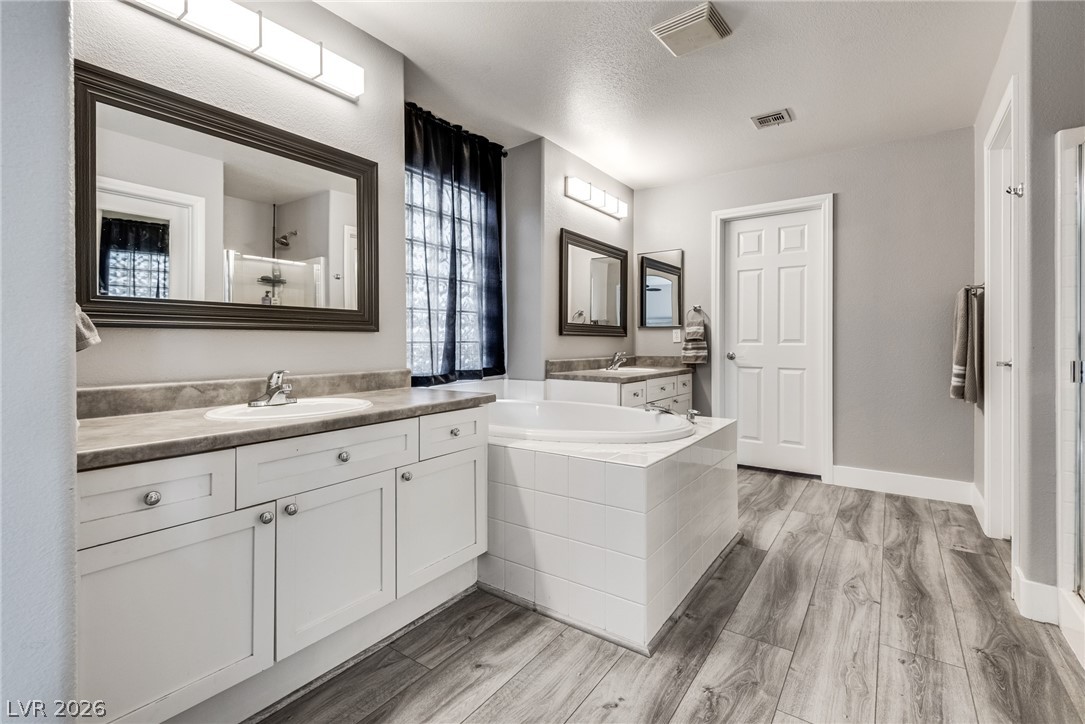 9421 Steeltree Street Las Vegas NV 89143
