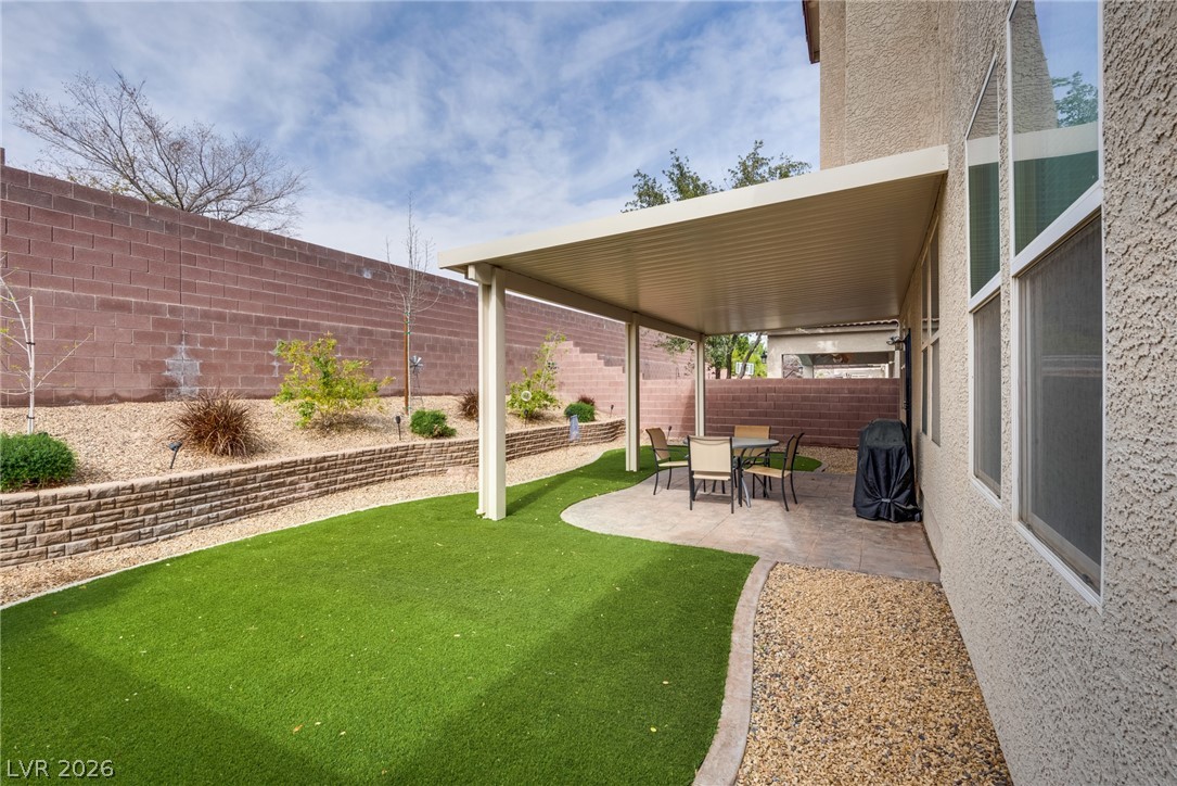 9421 Steeltree Street Las Vegas NV 89143