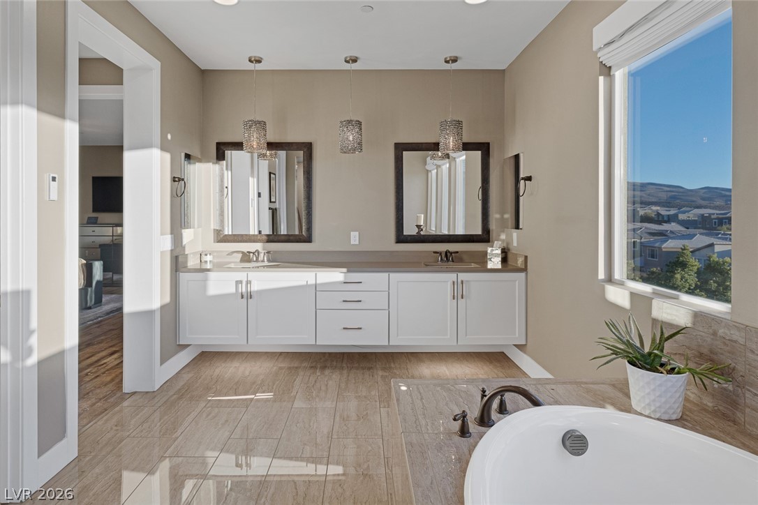 2171 King Crest Court Henderson NV 89052