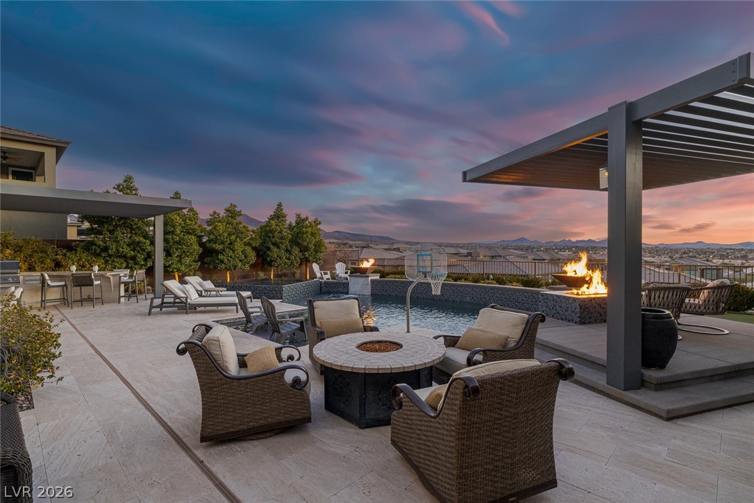 2171 King Crest Court Henderson NV 89052