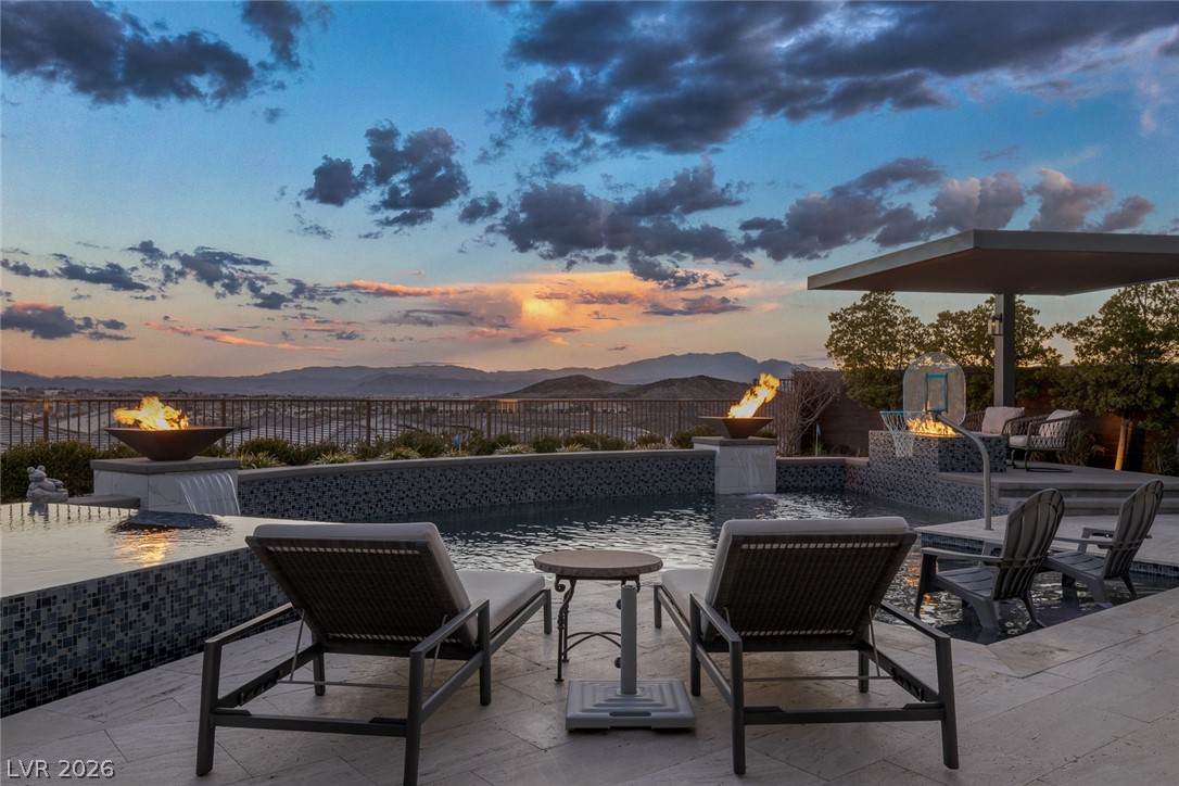 2171 King Crest Court Henderson NV 89052
