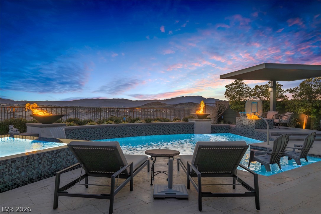 2171 King Crest Court Henderson NV 89052