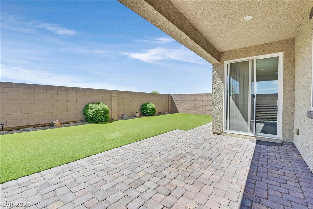 10593 Giant Cardon Street Las Vegas NV 89179