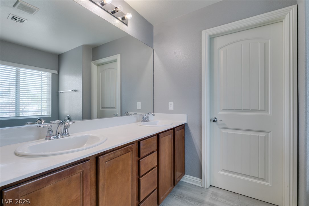 7745 Donner Peak Street Las Vegas NV 89166