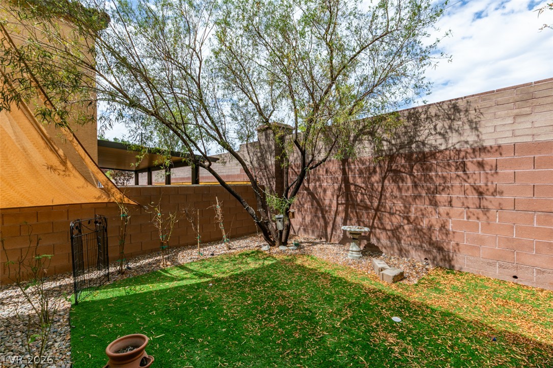 7745 Donner Peak Street Las Vegas NV 89166