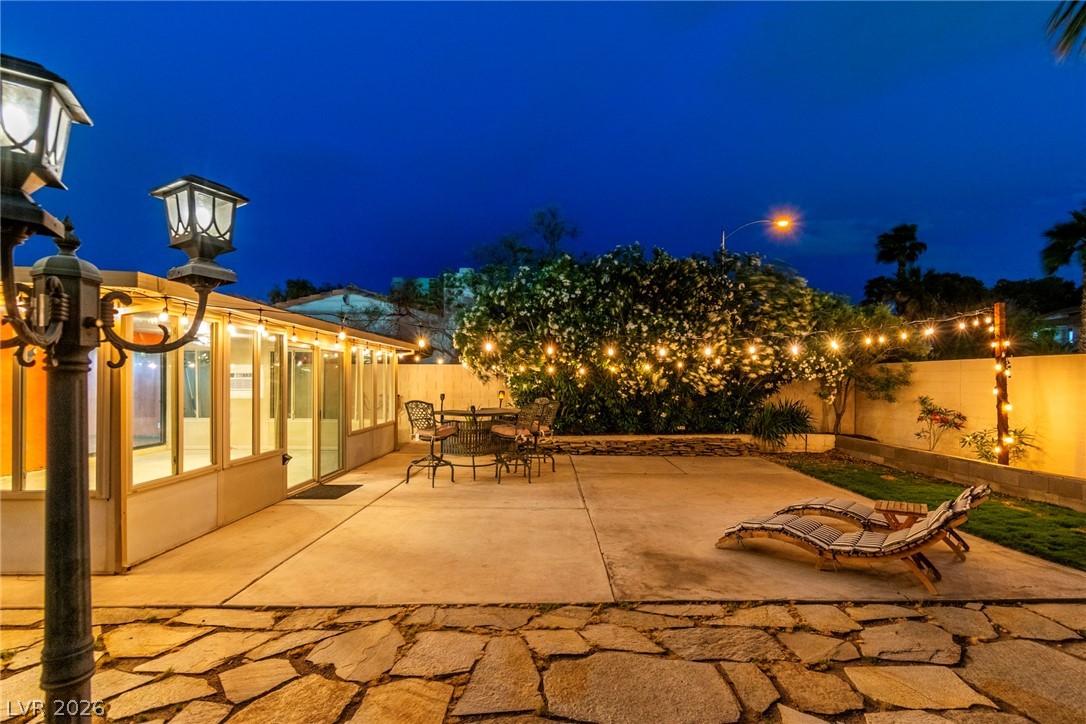 2457 Swan Lane Las Vegas NV 89121