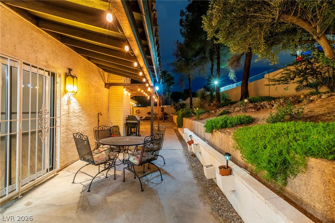 2457 Swan Lane Las Vegas NV 89121