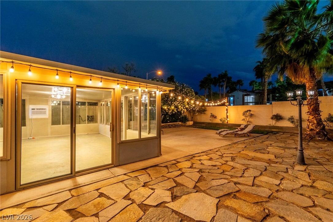 2457 Swan Lane Las Vegas NV 89121