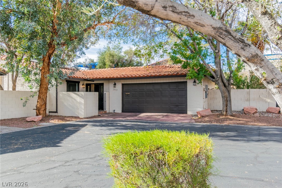 2457 Swan Lane Las Vegas NV 89121