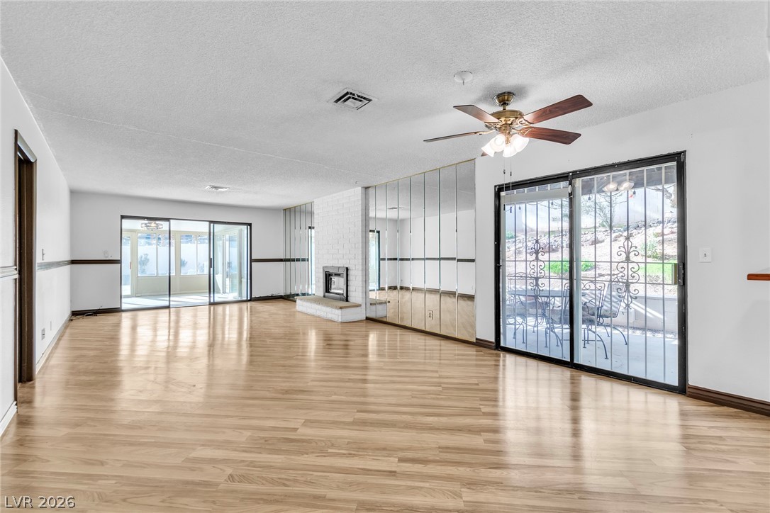 2457 Swan Lane Las Vegas NV 89121