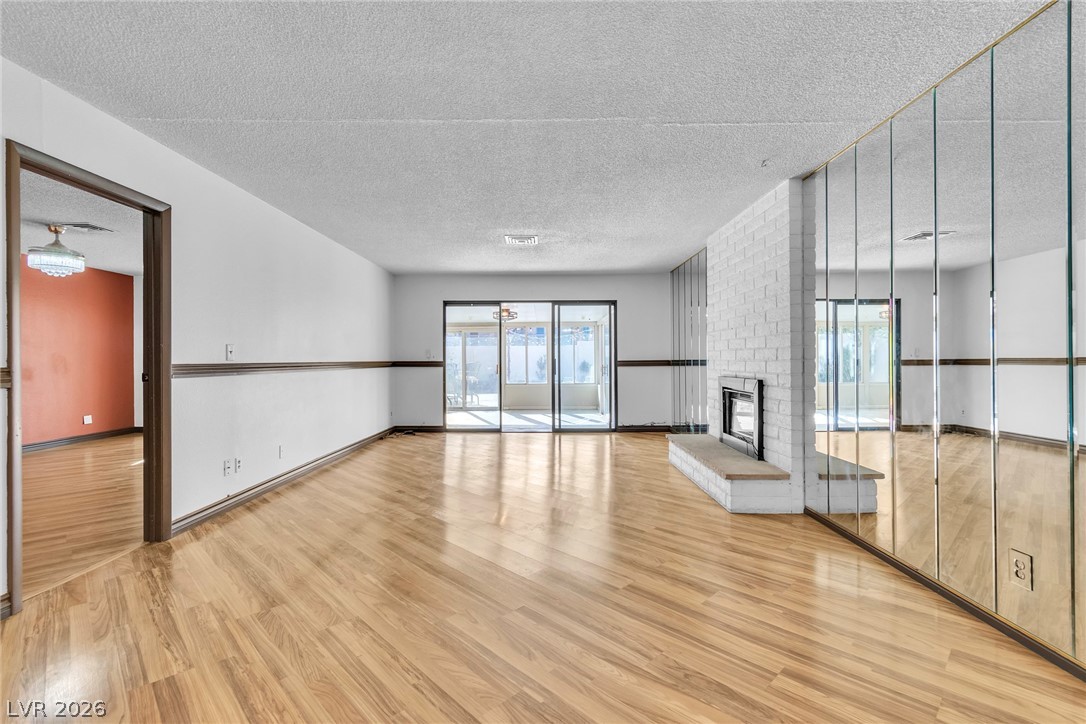 2457 Swan Lane Las Vegas NV 89121
