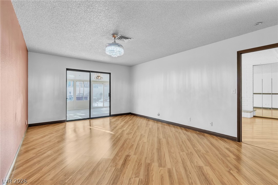 2457 Swan Lane Las Vegas NV 89121