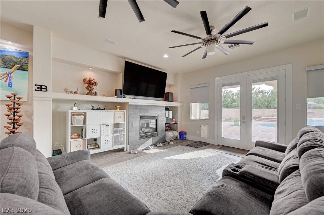 135 East Mesa Verde Lane Las Vegas NV 89123