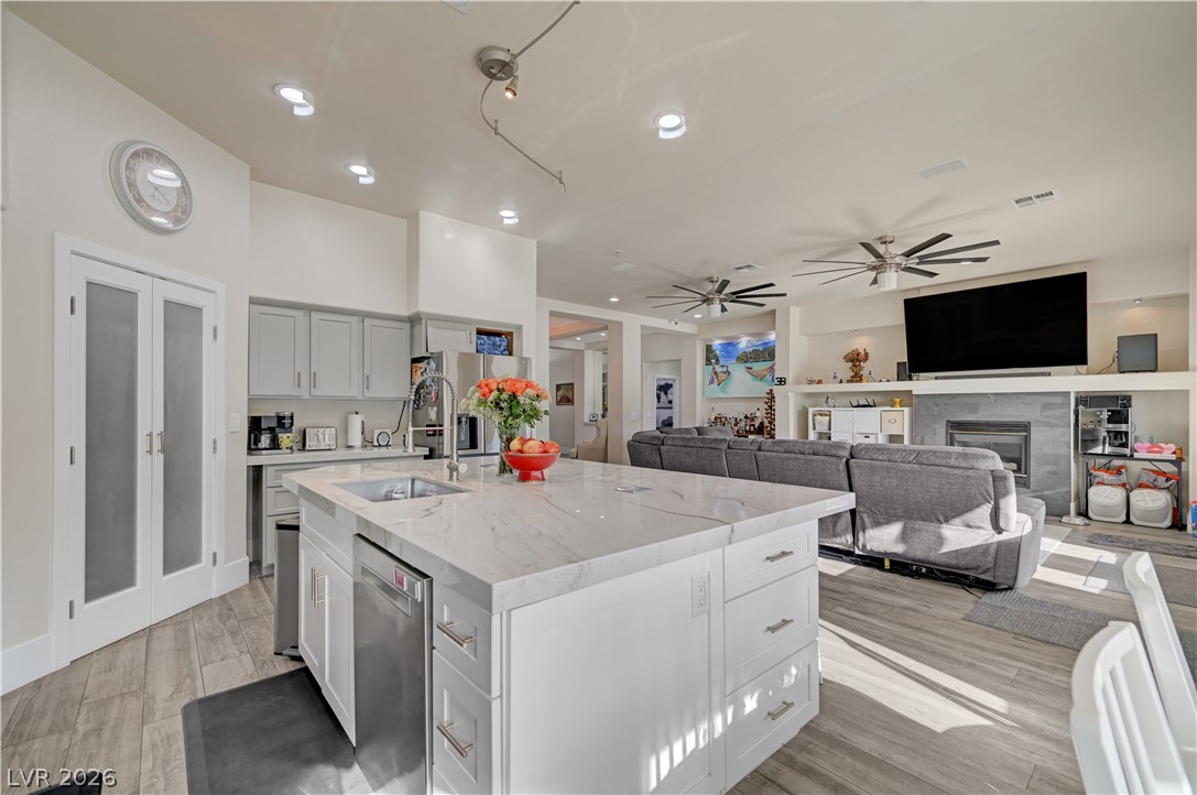 135 East Mesa Verde Lane Las Vegas NV 89123