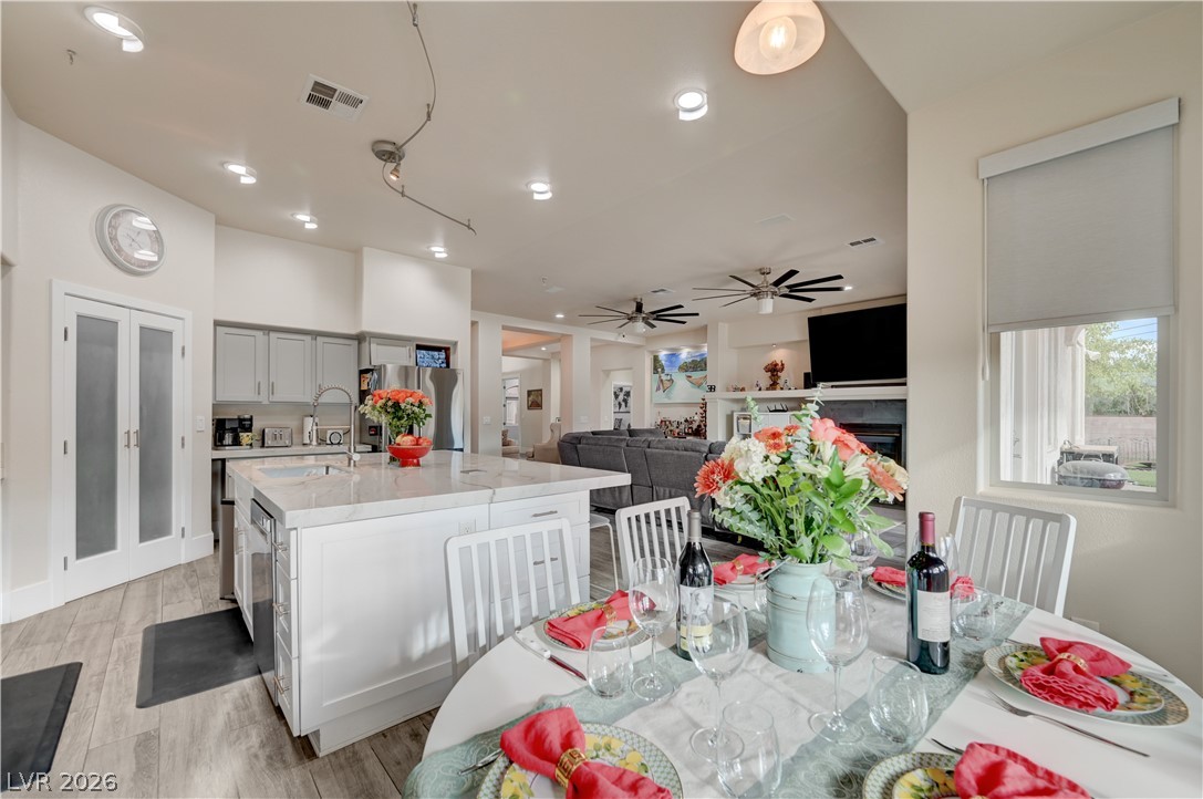 135 East Mesa Verde Lane Las Vegas NV 89123