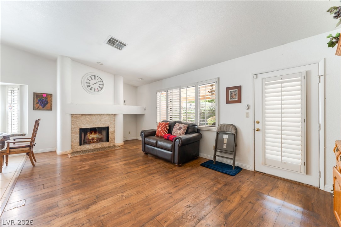 2305 Bear Valley Street Las Vegas NV 89128