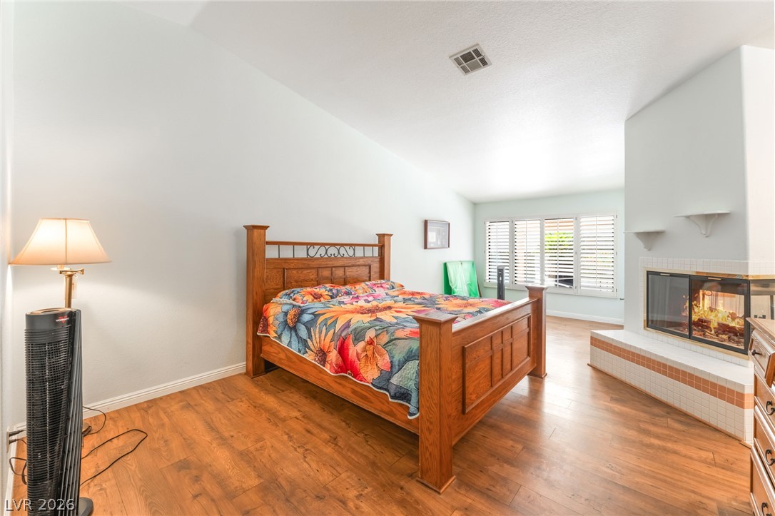 2305 Bear Valley Street Las Vegas NV 89128