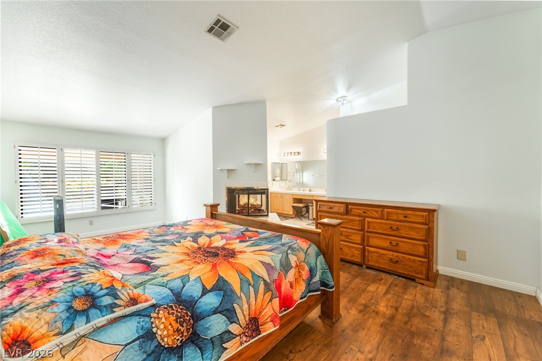 2305 Bear Valley Street Las Vegas NV 89128