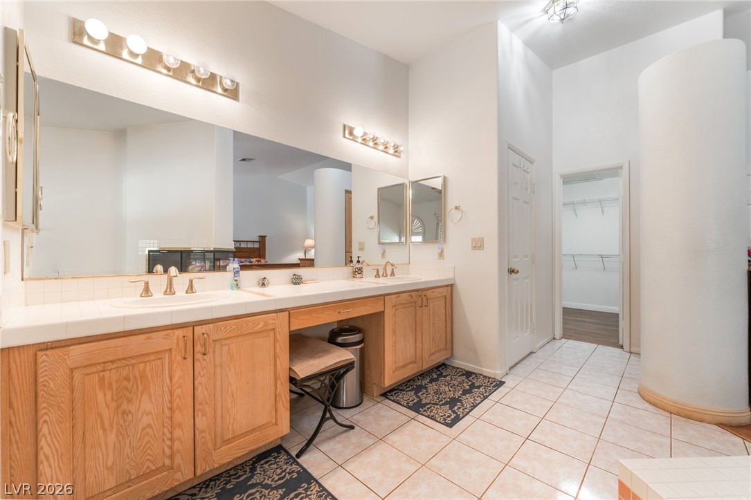 2305 Bear Valley Street Las Vegas NV 89128