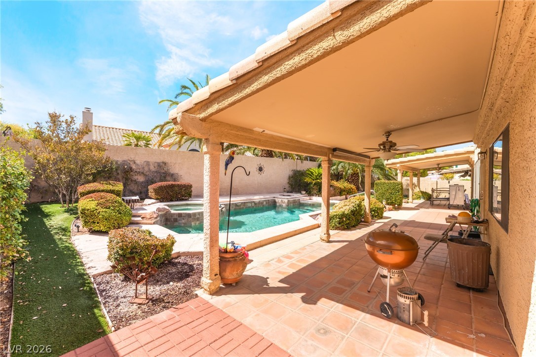2305 Bear Valley Street Las Vegas NV 89128