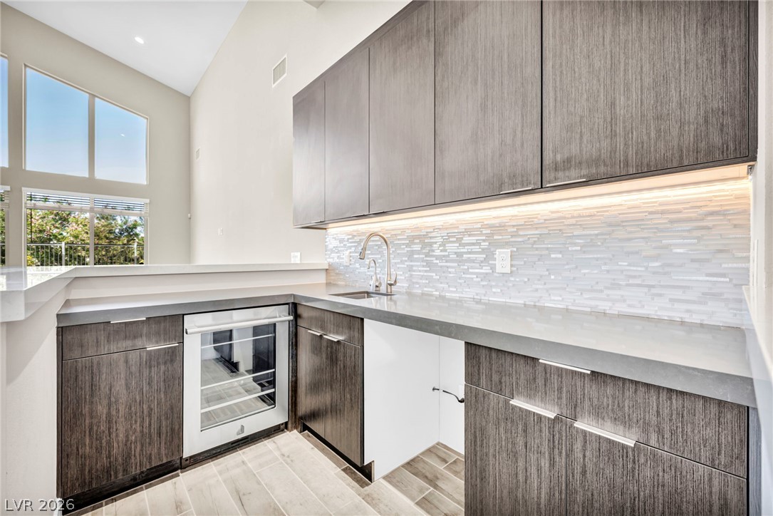 6184 Willow Rock Street Las Vegas NV 89135