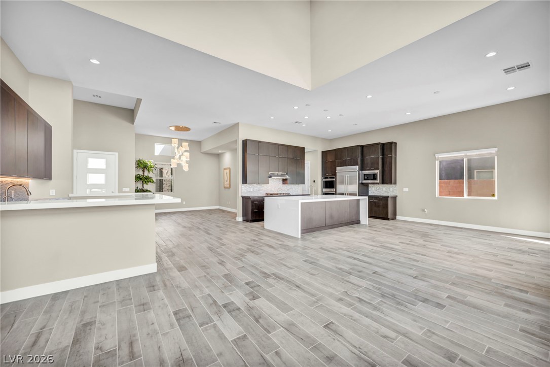 6184 Willow Rock Street Las Vegas NV 89135
