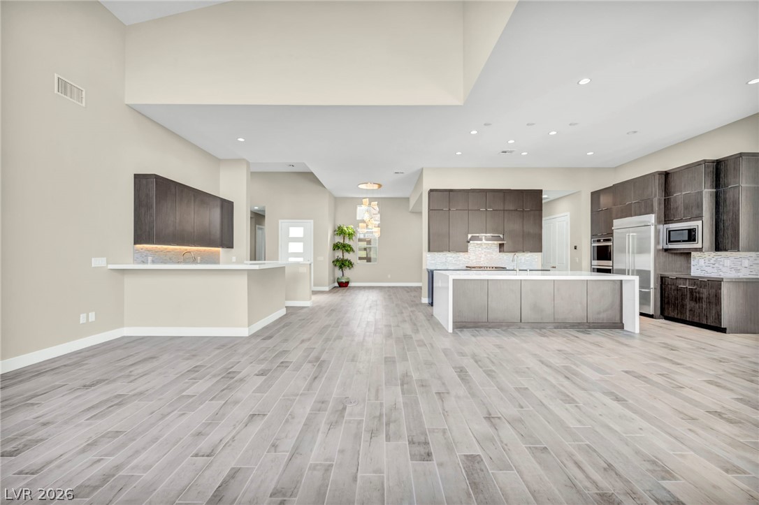 6184 Willow Rock Street Las Vegas NV 89135