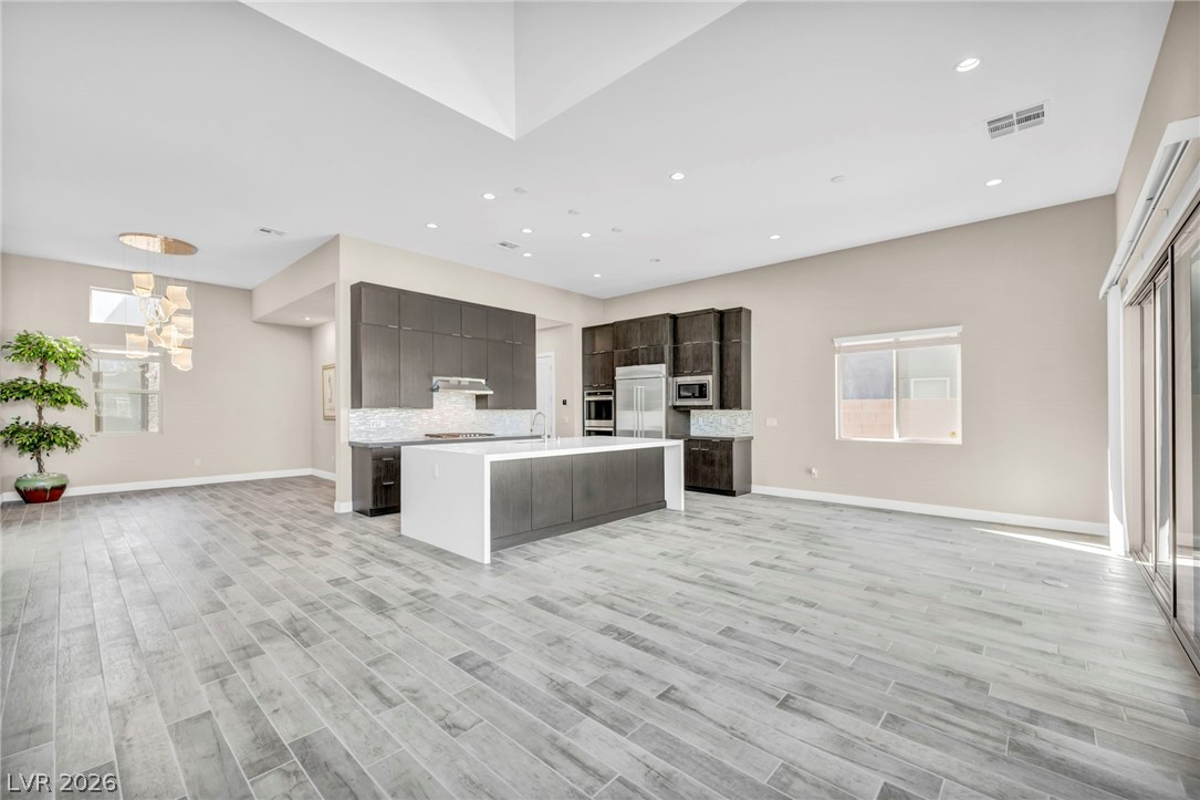 6184 Willow Rock Street Las Vegas NV 89135