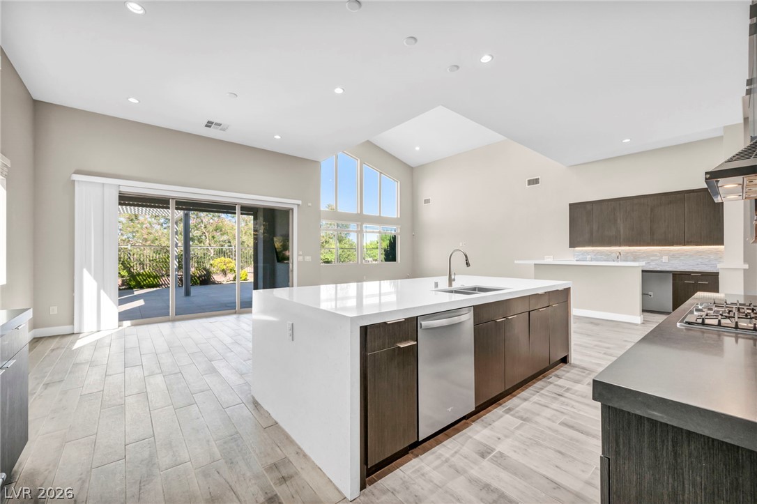 6184 Willow Rock Street Las Vegas NV 89135