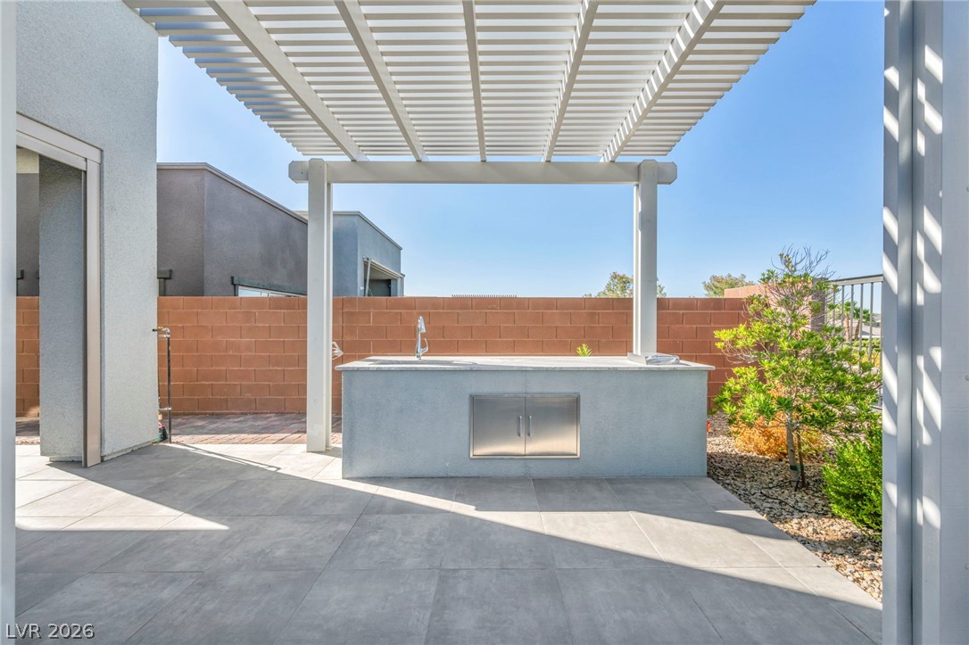 6184 Willow Rock Street Las Vegas NV 89135