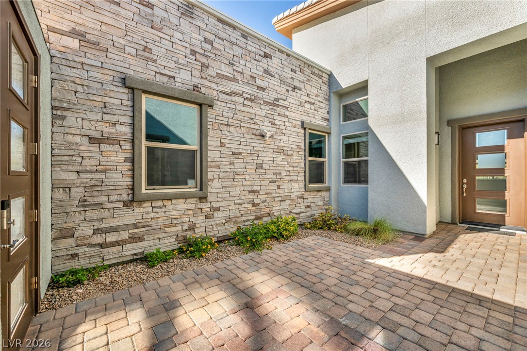 6184 Willow Rock Street Las Vegas NV 89135