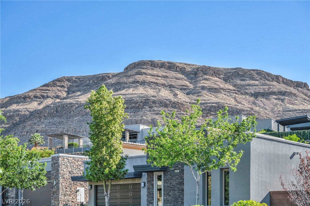 6184 Willow Rock Street Las Vegas NV 89135