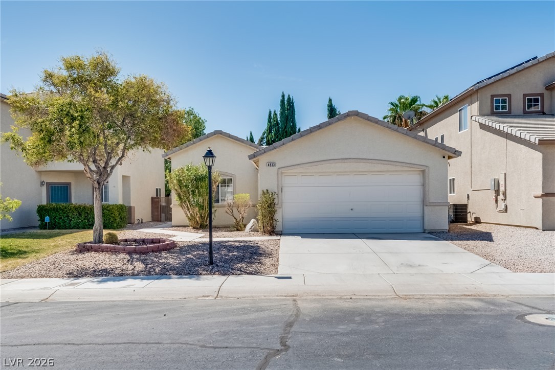 4833 Whispering Spring Avenue Las Vegas NV 89131