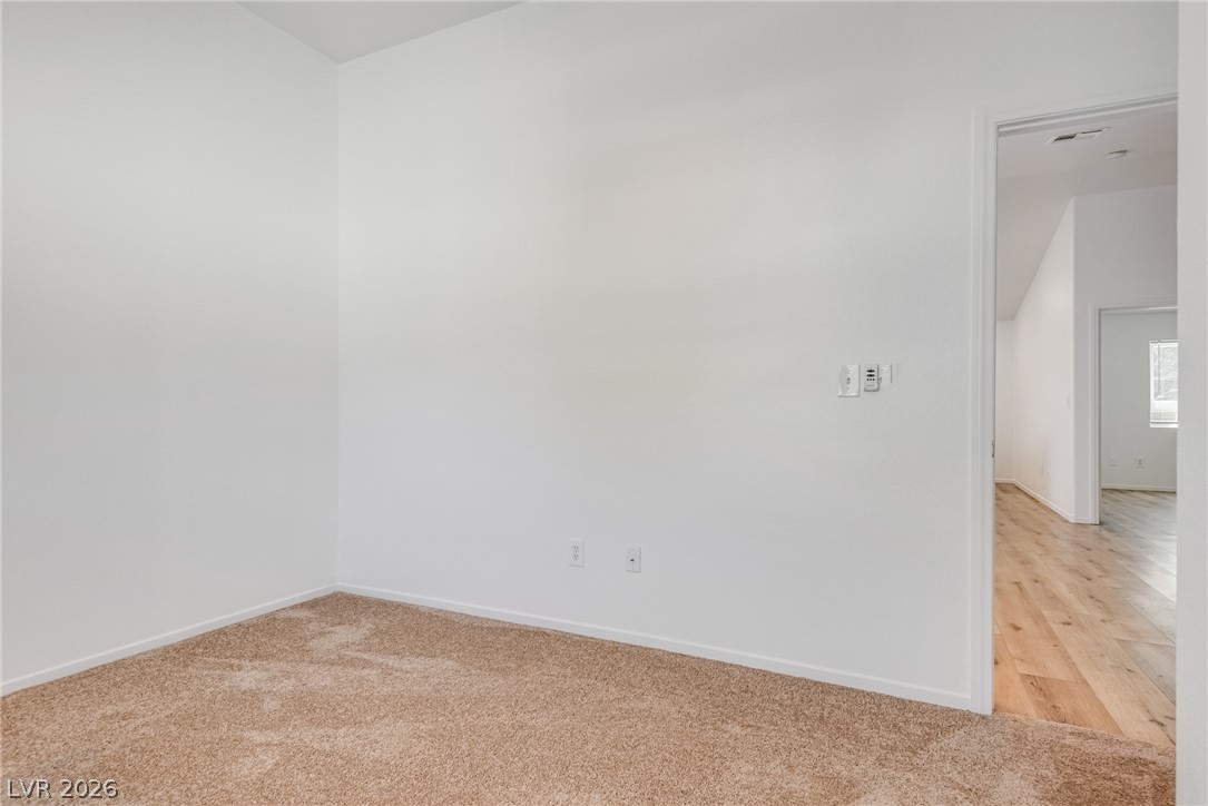 4833 Whispering Spring Avenue Las Vegas NV 89131