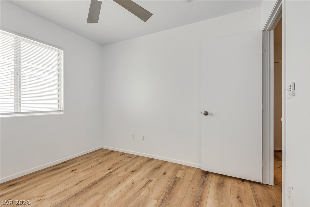 4833 Whispering Spring Avenue Las Vegas NV 89131