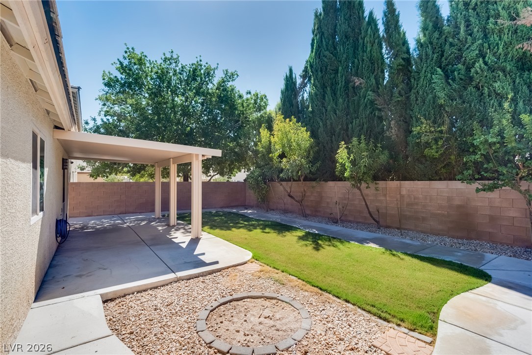 4833 Whispering Spring Avenue Las Vegas NV 89131