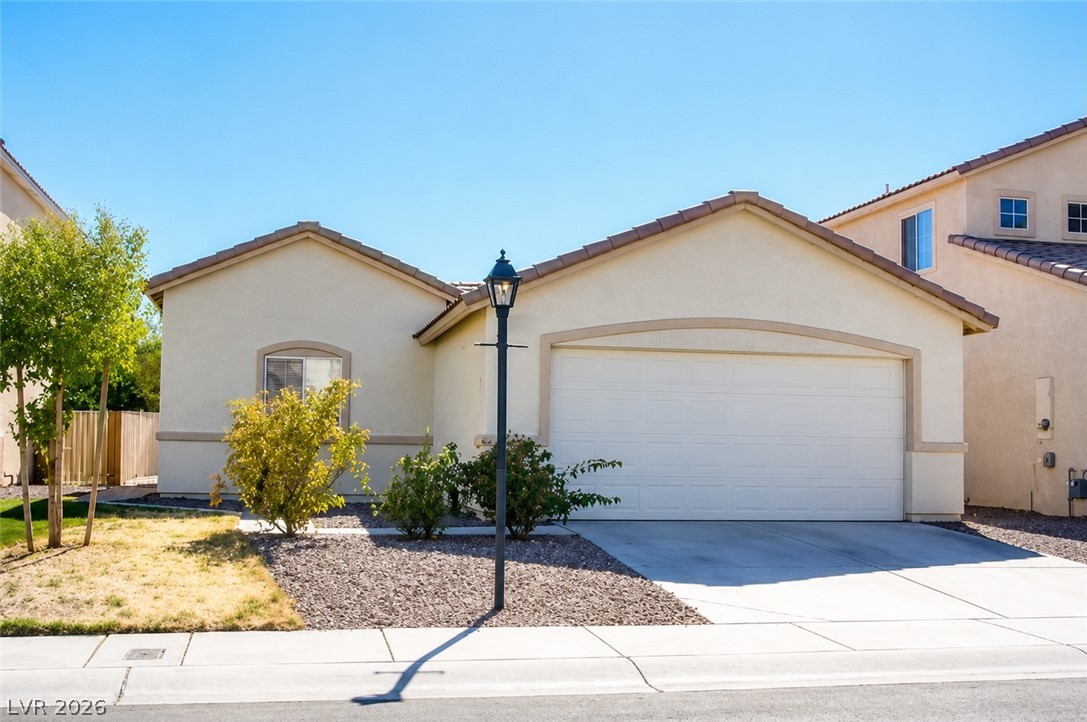 4833 Whispering Spring Avenue Las Vegas NV 89131