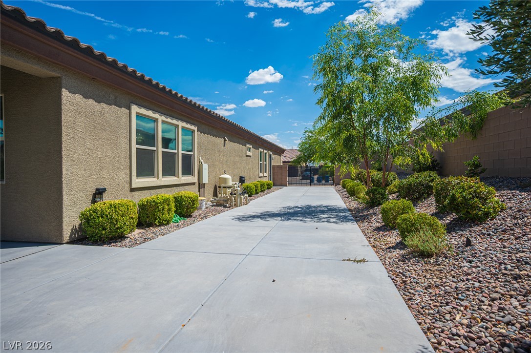 10300 Mystic Ledge Court Las Vegas NV 89149