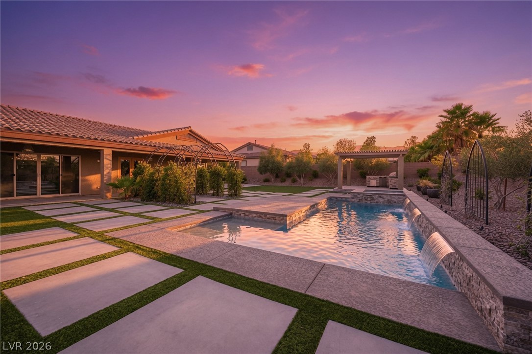 10300 Mystic Ledge Court Las Vegas NV 89149