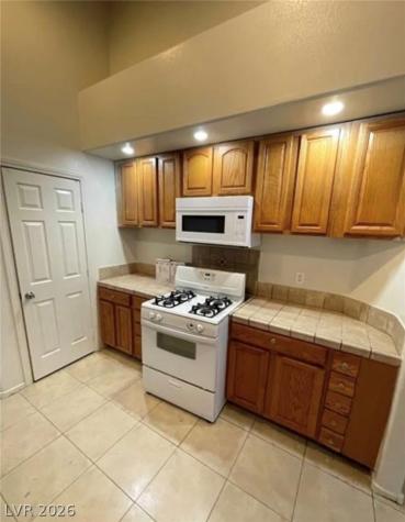 3237 Perching Bird Lane North Las Vegas NV 89084