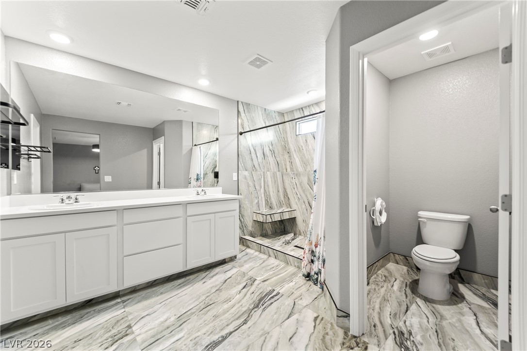 7975 Terra Barossa Street Las Vegas NV 89113