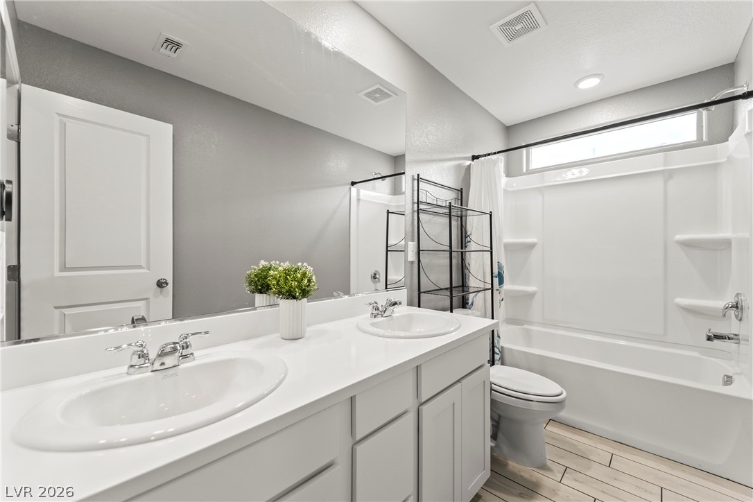 7975 Terra Barossa Street Las Vegas NV 89113